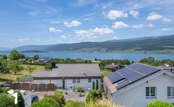 Immobilie in Mörigen - Fehr Immobilien - Gut besonntes 5.5-Zimmer-EFH mit Seesicht - Bild 0