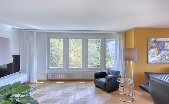 Immobilie in Uitikon Waldegg - Familientraum mit Gartenoase und Privatsphäre - Bild 2