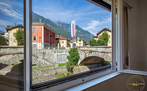 Immobilie in Osogna - CASA UNIFAMILIARE IN POSIZIONE MERAVIGLIOSA A OSOGNA - Bild 3