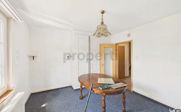 Immobilie in Zuchwil - Grosszuegiges 5.5-Zimmer-Einfamilienhaus mit Keller und Einstellhal... - Bild 3