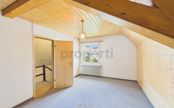 Immobilie in Zuchwil - Grosszuegiges 5.5-Zimmer-Einfamilienhaus mit Keller und Einstellhal... - Bild 4