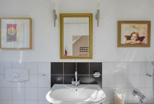 Immobilie in Niederneunforn - MEDITERRAN LICHTDURCHFLUTETES 6.5 ZIMMER HAUS MIT TRAUMAUSSICHT - Bild 23