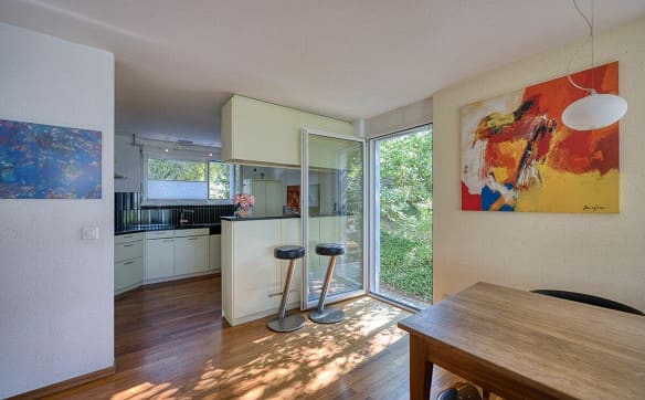 Immobilie in Niederneunforn - MEDITERRAN LICHTDURCHFLUTETES 6.5 ZIMMER HAUS MIT TRAUMAUSSICHT - Bild 7