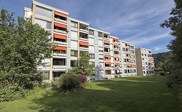 Immobilie in Hinterkappelen - Grosszügige 5.5-Zimmerwohnung an ruhiger Lage mit schöner Aussicht - Bild 0