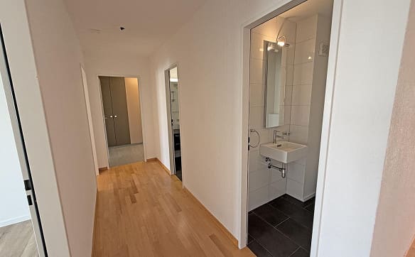 Immobilie in Hinterkappelen - Grosszügige 5.5-Zimmerwohnung an ruhiger Lage mit schöner Aussicht - Bild 11