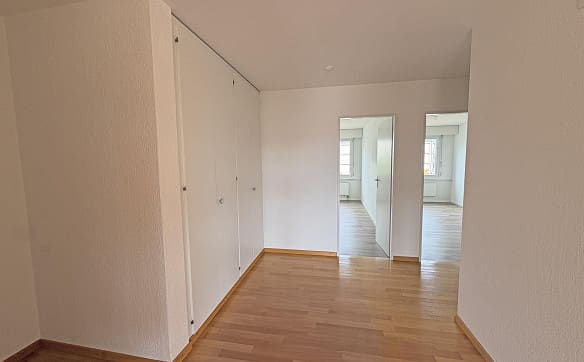 Immobilie in Hinterkappelen - Grosszügige 5.5-Zimmerwohnung an ruhiger Lage mit schöner Aussicht - Bild 8