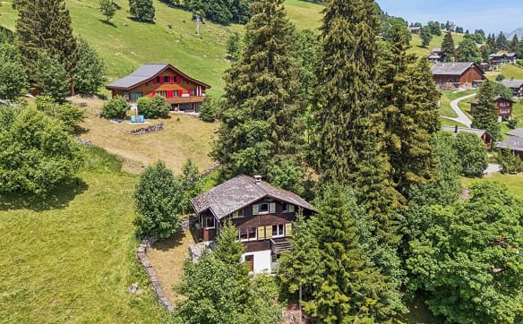 Immobilie in Braunwald - Alpines Chalet mit Einliegerwohnung und traumhafter Bergsicht - Bild 0