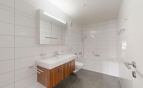 Immobilie in La Neuveville - Appartement rénové avec vue sur le lac! - Bild 9