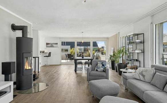Immobilie in Niederweningen - ZWEI EBENEN - ZWEI TERRASSEN - EIN ZUHAUSE - Bild 1