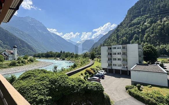 Immobilie in Erstfeld - IN RUHIGER LAGE MIT SCHÖNER AUSSICHT - Bild 4