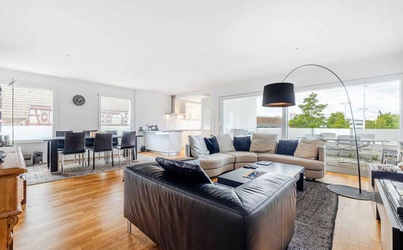 Immobilie in Bottighofen - Charmante 4.5-Zimmer-Wohnung mit Wohlfühlcharakter - Bild 1