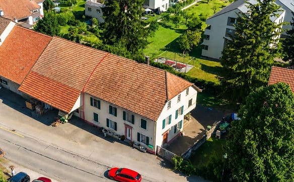 Immobilie in Witterswil - Zentral gelegenes Mehrgenerationenhaus mit Garten, Terrasse und Aus... - Bild 0