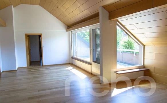 Immobilie in Mörschwil - Wohnkomfort über den Dächern von Mörschwil - 3.5-Zi. Dachwohnung - Bild 2