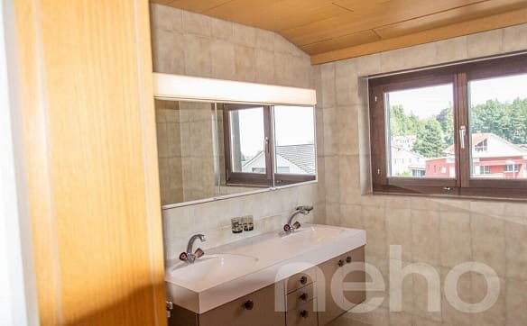 Immobilie in Mörschwil - Wohnkomfort über den Dächern von Mörschwil - 3.5-Zi. Dachwohnung - Bild 4