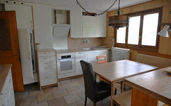Immobilie in Suhr - Einfamilienhaus mit interessantem Erweiterungspotenzial - Bild 1