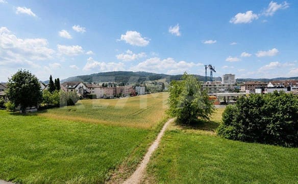 Immobilie in Reinach Ag - Grosszügige 4.5-Zimmer-Eigentumswohnung mit verglastem Balkon in Re... - Bild 3