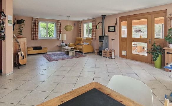 Immobilie in Oeschgen - Freistehendes 6.5 Zimmer-EFH-sonnige Aussichten für eine Familie - Bild 5