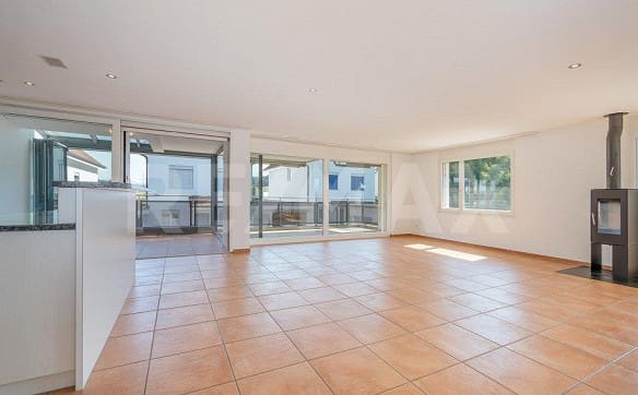 Immobilie in Zwillikon - Grosszügiges Wohnen auf zwei Etagen - 180.8 m² Maisonette - Bild 12