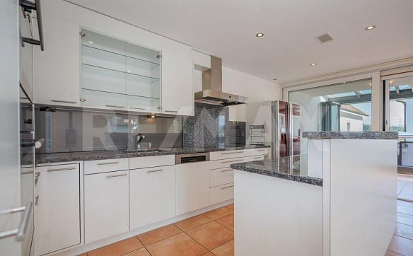 Immobilie in Zwillikon - Grosszügiges Wohnen auf zwei Etagen - 180.8 m² Maisonette - Bild 9