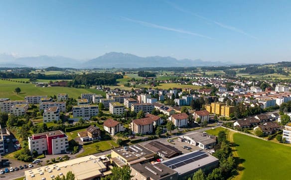 Immobilie in Hochdorf - Dachwohnung mit Charme und Ausbaupotenzial - Bild 0