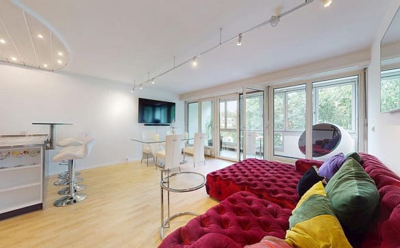 Immobilie in Aesch Bl - Grosszügige Maisonette mit 2 Balkonen und Garage in Aesch BL - Bild 1