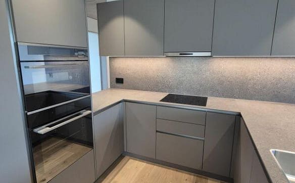 Immobilie in Bütschwil - Erstbezug 4.5 Zimmer im 2. Obergeschoss mit grossem Balkon - Bild 1