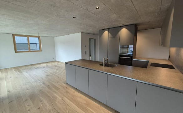 Immobilie in Bütschwil - Erstbezug 4.5 Zimmer im 2. Obergeschoss mit grossem Balkon - Bild 2
