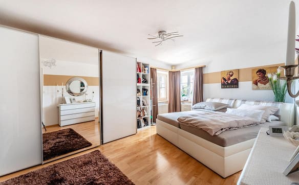Immobilie in Trasadingen - «Haus zum Engel» mit 6½ Zimmern & 7 Garagen - Bild 9