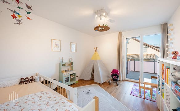 Immobilie in Uttigen - ImmoWyss -  Geniessen sie viel Platz im 5,5-Zimmer Reihen-Eckhaus - Bild 6