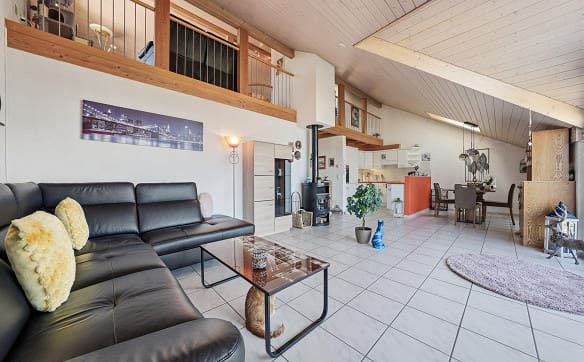Immobilie in Gerolfingen - Charmante Maisonettewohnung mit Weitblick - Bild 9