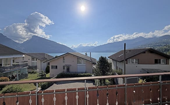 Immobilie in Faulensee - Freistehendes 6.5-Zimmer-Einfamilienhaus mit herrlicher Aussicht - Bild 10