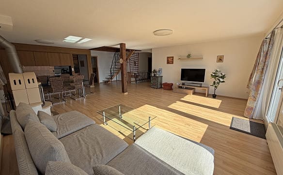 Immobilie in Faulensee - Freistehendes 6.5-Zimmer-Einfamilienhaus mit herrlicher Aussicht - Bild 12