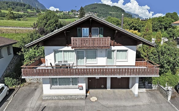 Immobilie in Faulensee - Freistehendes 6.5-Zimmer-Einfamilienhaus mit herrlicher Aussicht - Bild 2