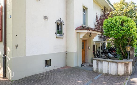 Immobilie in Thun - ImmoWyss -  3,5-Zimmer-Dachwohnung als interessante Kapitalanlage - Bild 1