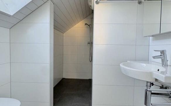 Immobilie in Oberdorf Bl - Charmante und komfortable Maisonette-Dachwohnung mit fantastischer ... - Bild 13