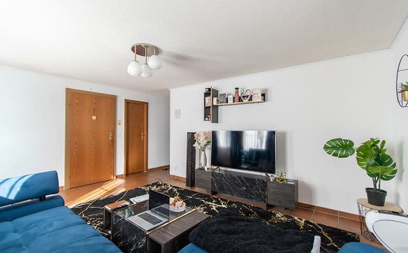 Immobilie in Niederuzwil - Helle 2.5 Zimmer-Wohnung mit zwei Balkonen - Bild 0