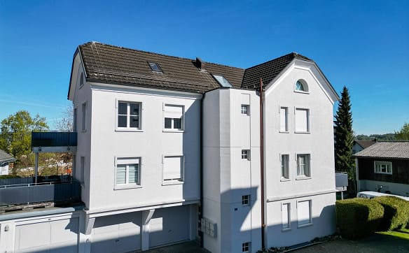 Immobilie in Niederuzwil - Helle 2.5 Zimmer-Wohnung mit zwei Balkonen - Bild 2