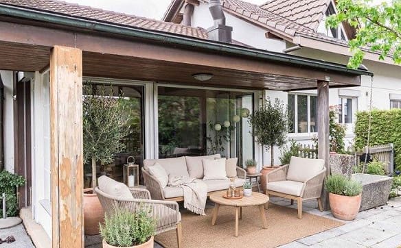 Immobilie in Mattstetten - VIEL PLATZ UND BLICK INS GRÜNE - 5.5 ZIMMER EINFAMILIENHAUS MIT EIN... - Bild 1