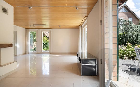 Immobilie in Bottmingen - Einfamilienhaus mit Garten und Garagebox - Bild 3