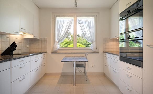 Immobilie in Bottmingen - Einfamilienhaus mit Garten und Garagebox - Bild 6