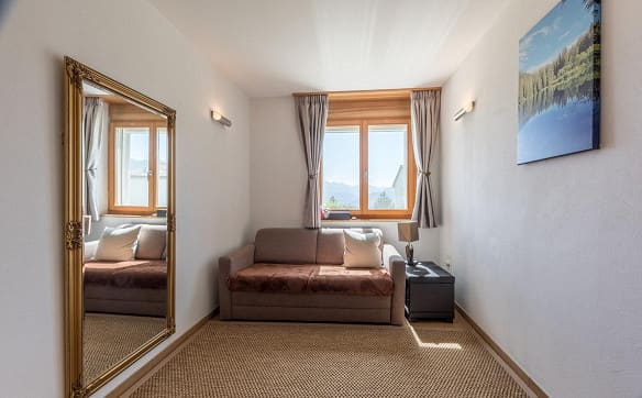 Immobilie in Flims Dorf - Ferienwohnung in Toplage - direkt an der Skipiste! - Bild 4