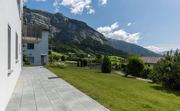 Immobilie in Flims Dorf - Ferienwohnung in Toplage - direkt an der Skipiste! - Bild 5