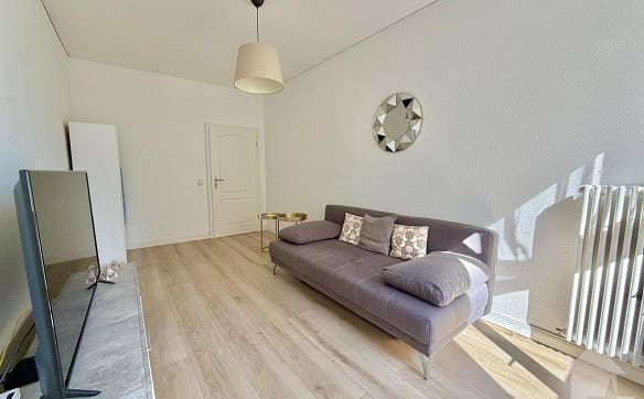 Immobilie in Chippis - Appartement de 2.5 pièces rénové avec garage box ! - Bild 1