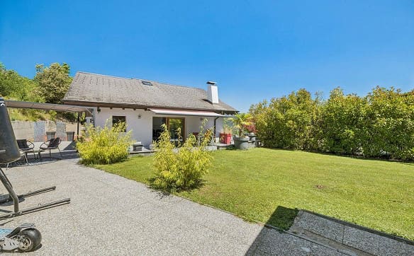 Immobilie in Botyre - Grande villa lumineuse avec vue imprenable - appartement indépendan... - Bild 0