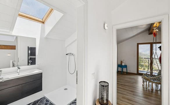 Immobilie in Botyre - Grande villa lumineuse avec vue imprenable - appartement indépendan... - Bild 8