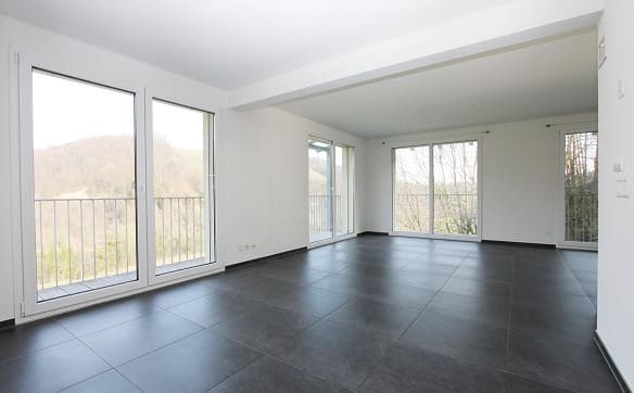 Immobilie in Eglisau - Helle 4½-Zimmerwohnung mit schöner Aussicht - KAUFPREISREDUKTION - Bild 2