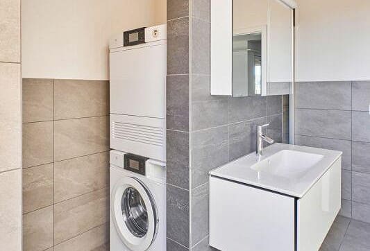 Immobilie in Büttikon Ag - 3.5-Zimmer-Dachwohnung mit geräumigem Estrich - Bild 10