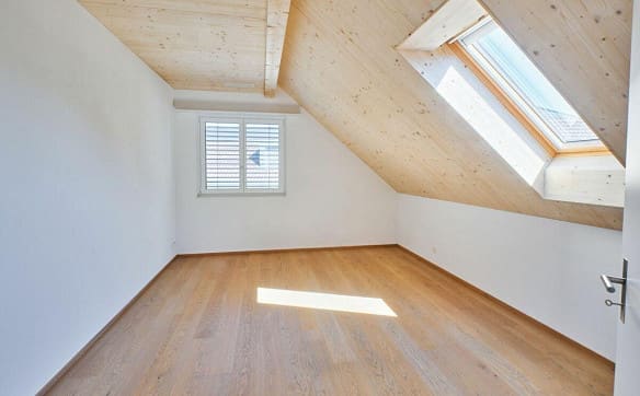 Immobilie in Büttikon Ag - 3.5-Zimmer-Dachwohnung mit geräumigem Estrich - Bild 12