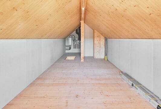 Immobilie in Büttikon Ag - 3.5-Zimmer-Dachwohnung mit geräumigem Estrich - Bild 18