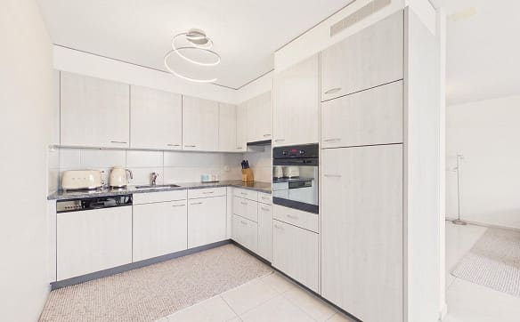 Immobilie in Oftringen - Neuwertige 4.5-Zimmer-Wohnung mit grosszügigem Balkon - Bild 8